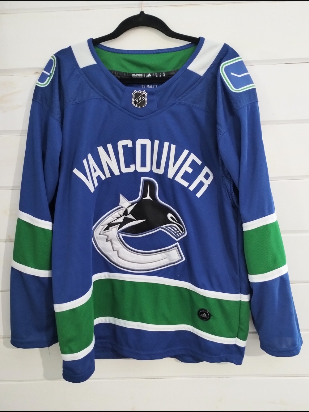 Adidas Vancouver Canucks Brock Boeser #6 NHL Hockey Jersey Blue 46 - Picture 3 of 11